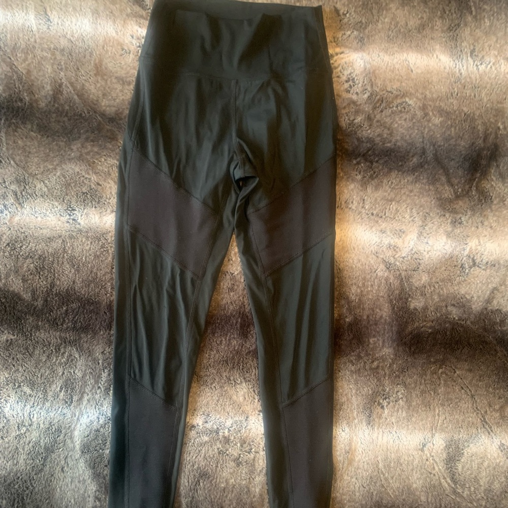 Zyia leggings
